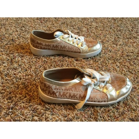 Michael Kors Women's Tan / Gold Lace Up Madeliene - Picture 4 of 8